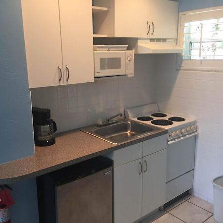 Coral Reef Guesthouse Fort Lauderdale Room photo