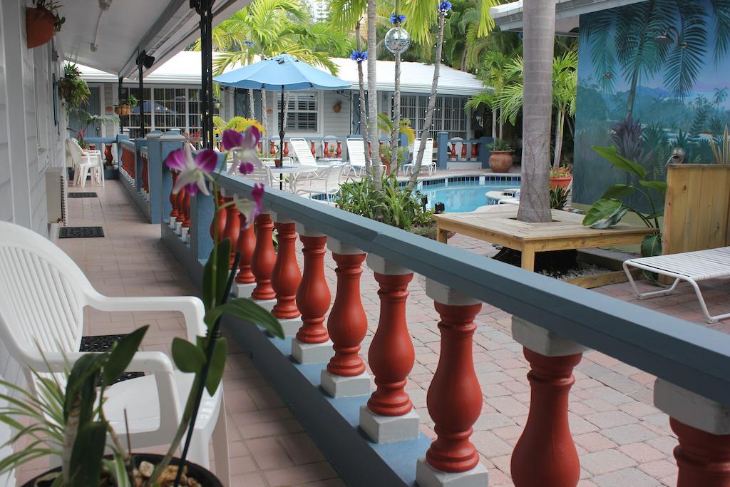 Coral Reef Guesthouse Fort Lauderdale Exterior photo